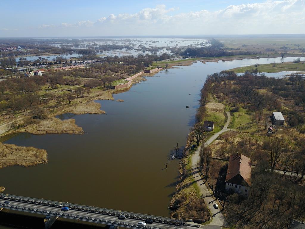 Ferienhaus "Am Gutspark" Alt Tucheband Экстерьер фото